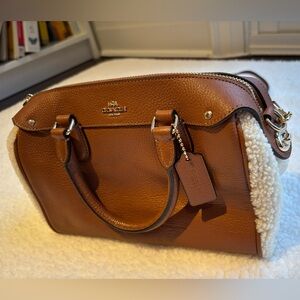 NWT Coach Mini Bennet Satchel in brown pebble leather and shearling wool sides